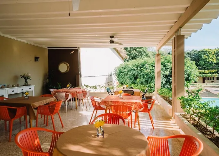 Hotel Diria Santa Cruz