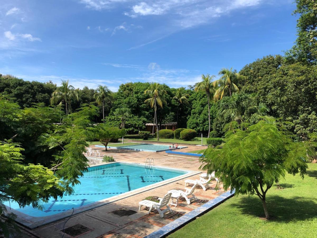 Diria Santa Cruz (Guanacaste)